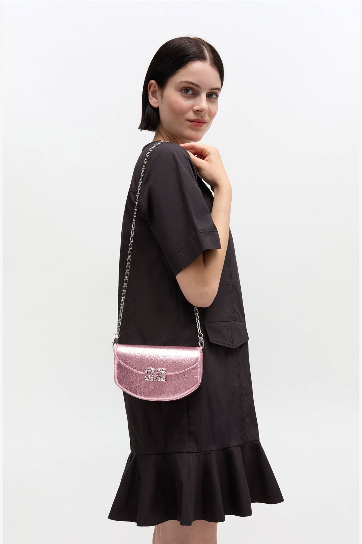 Silver Pink Lulu Wallet On Chain in Metallic