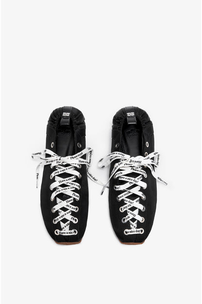 Sporty Ballerina in Black