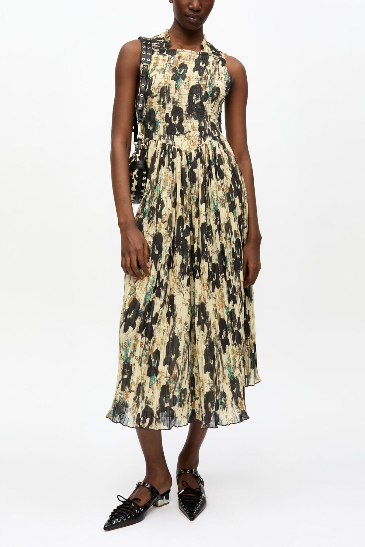 Printed Pleats Smock Midi Straps Dress