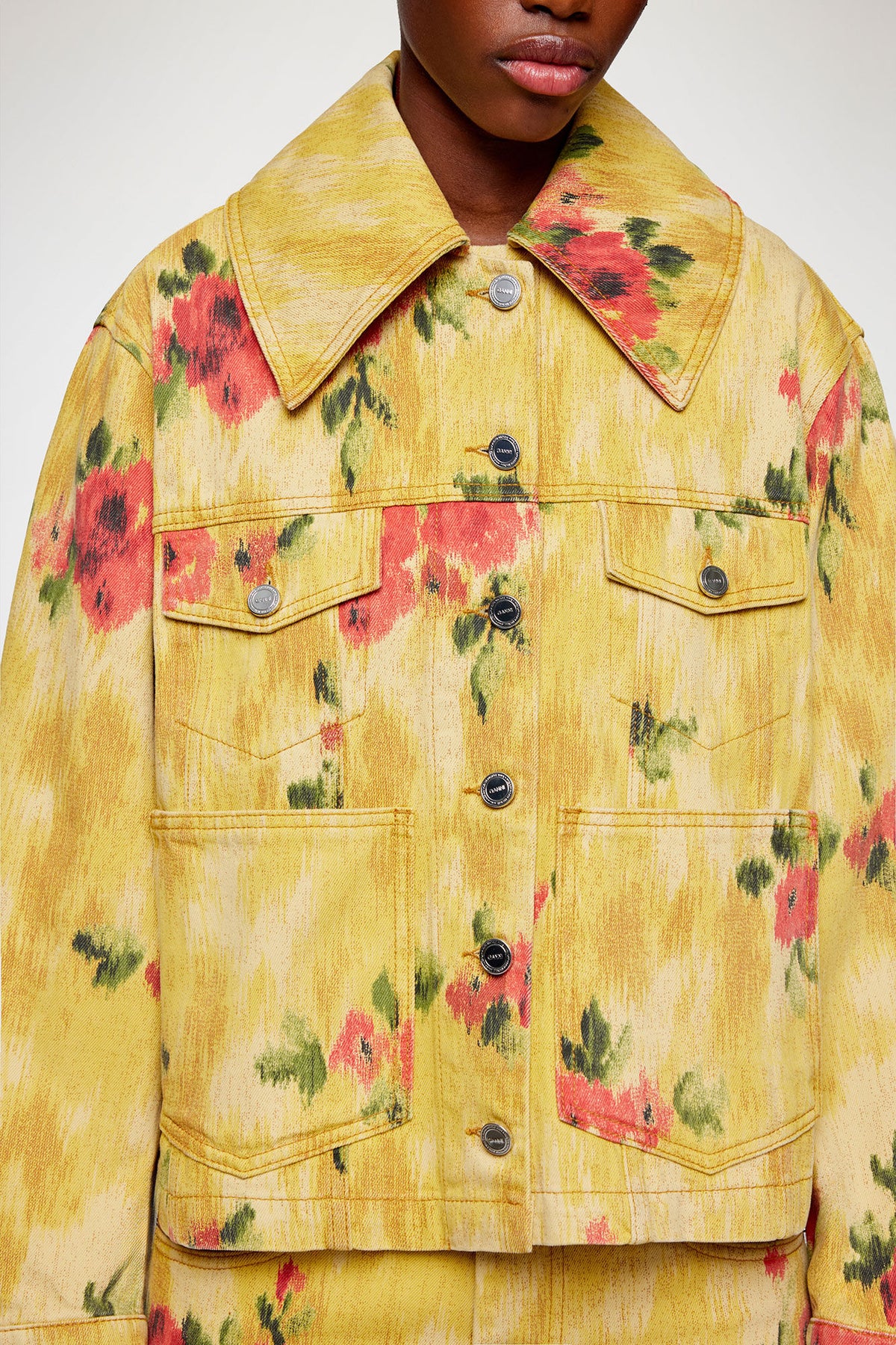 Jacket in Printed Denim