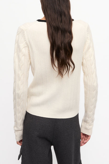 Cardigan in White Cashmere Mix