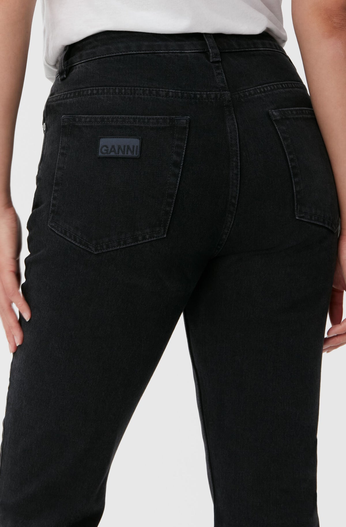 Betzy Cropped Jeans