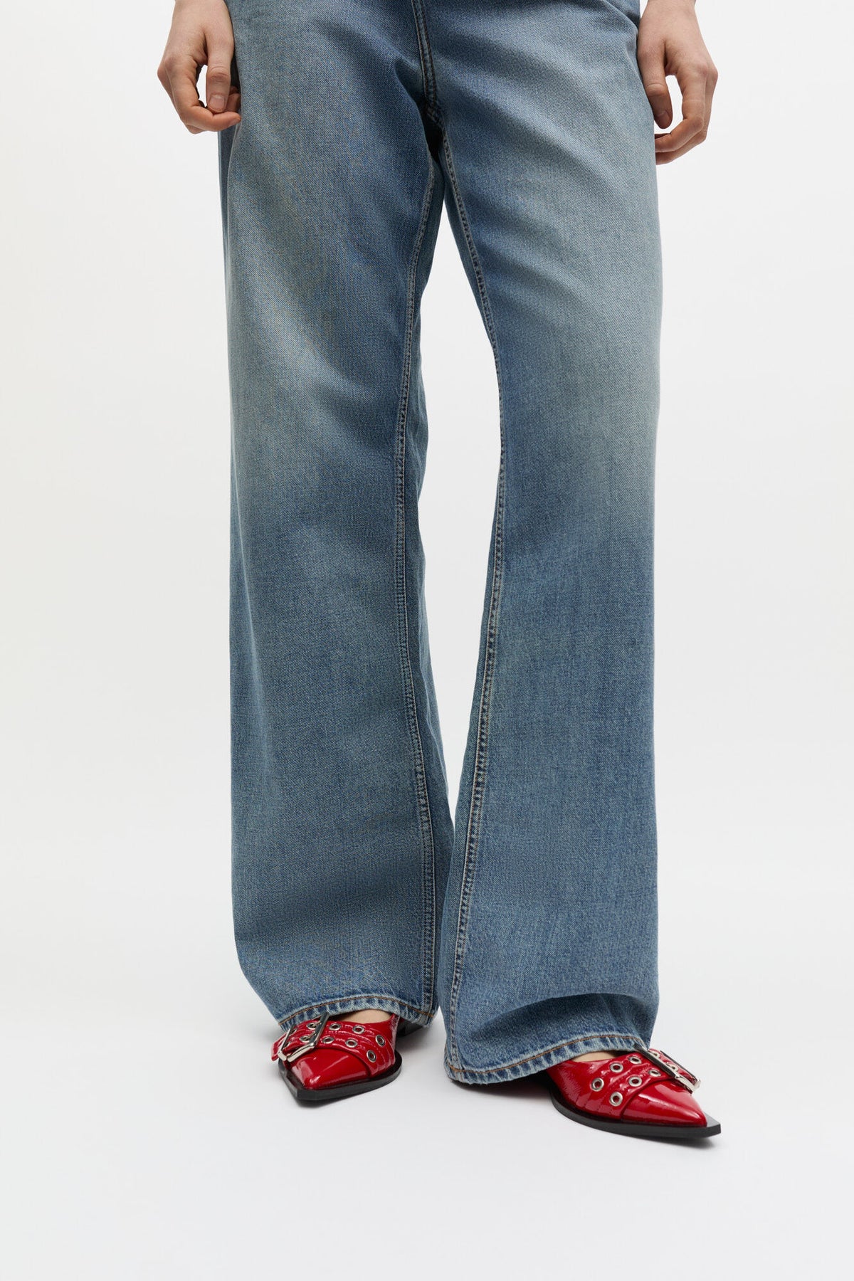 Feminine Buckle Ballerinas in Red