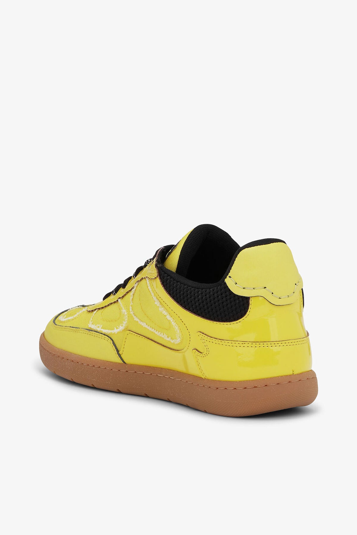 08 Sneakers