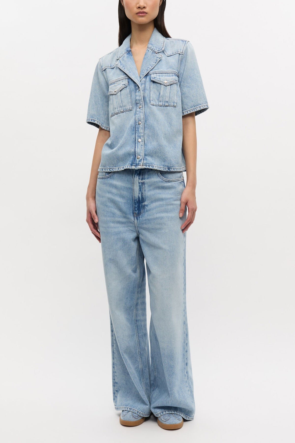 08 Denim Raw Edge Sneakers