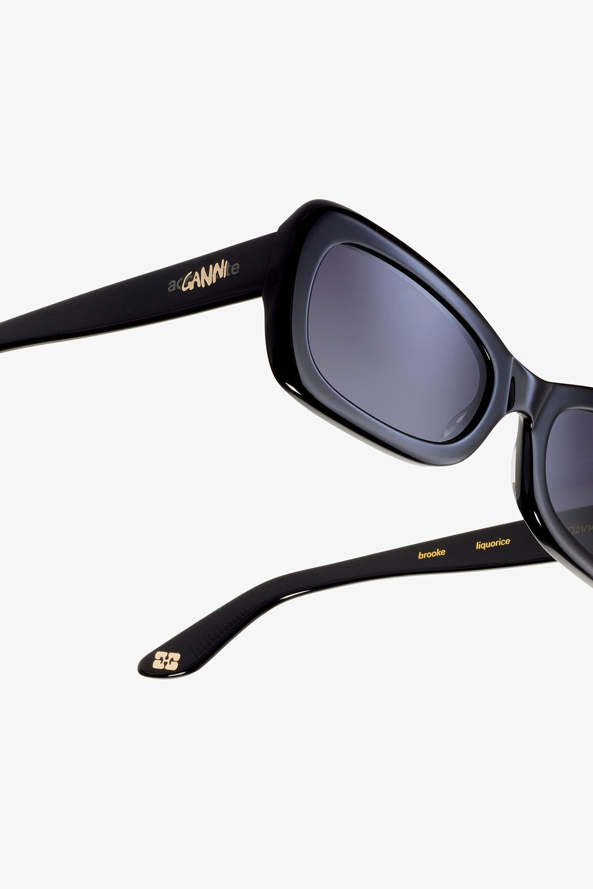 Black GANNI x Ace & Tate Brooke Sunglasses